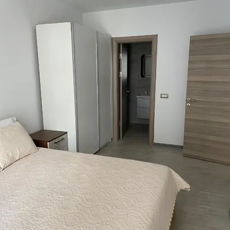 דירה Apartament Alezzi Năvodari