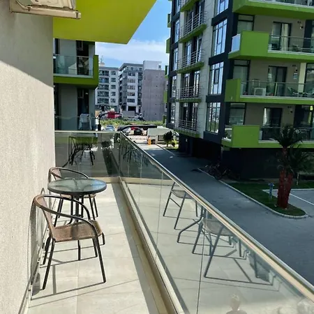 דירה Apartament Alezzi Năvodari