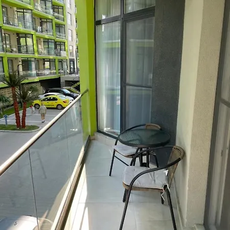 Apartament Alezzi דירה