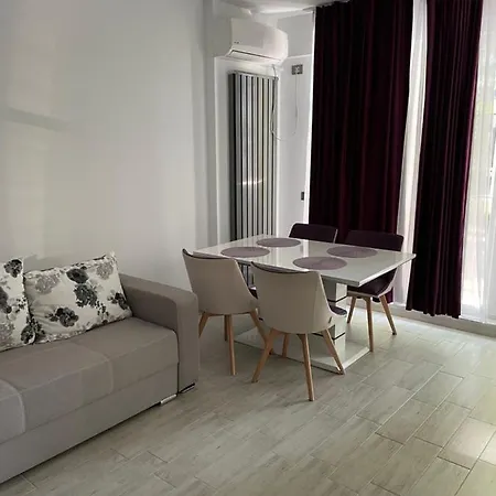 Apartament Alezzi דירה *